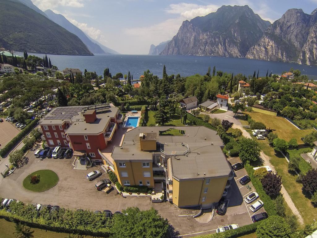 Residence Toblini Torbole Sul Garda Екстериор снимка