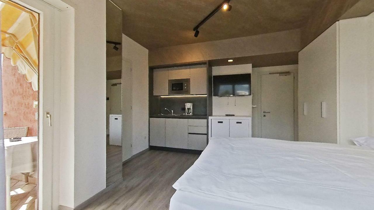 Residence Toblini Torbole Sul Garda Екстериор снимка
